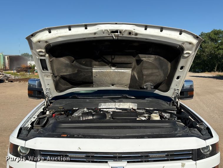 image for item FI0169 2019 Chevrolet Silverado 2500 Z71 LTZ Crew Cab pickup truck