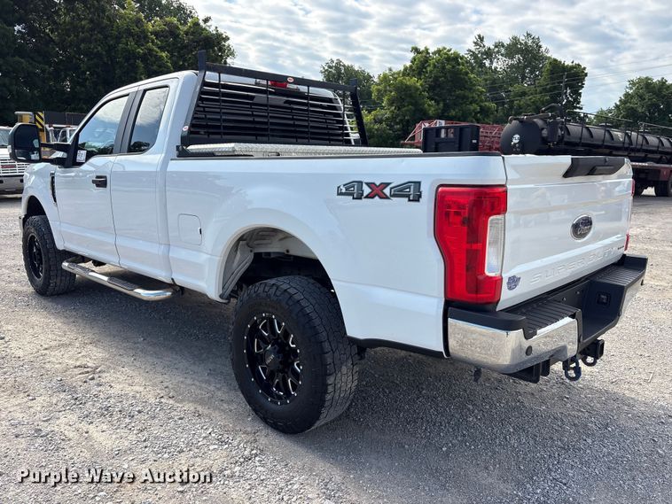 image for item FI0231 2017 Ford F250 Super Duty Ext. Cab pickup truck