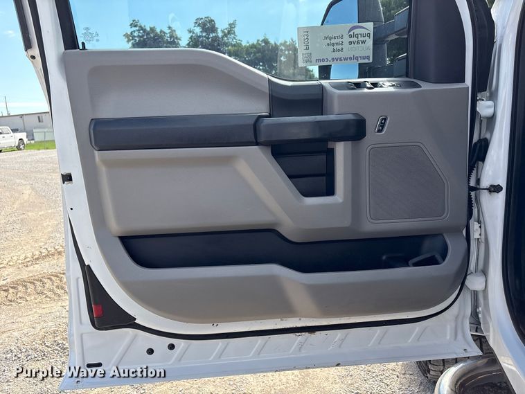 image for item FI0231 2017 Ford F250 Super Duty Ext. Cab pickup truck