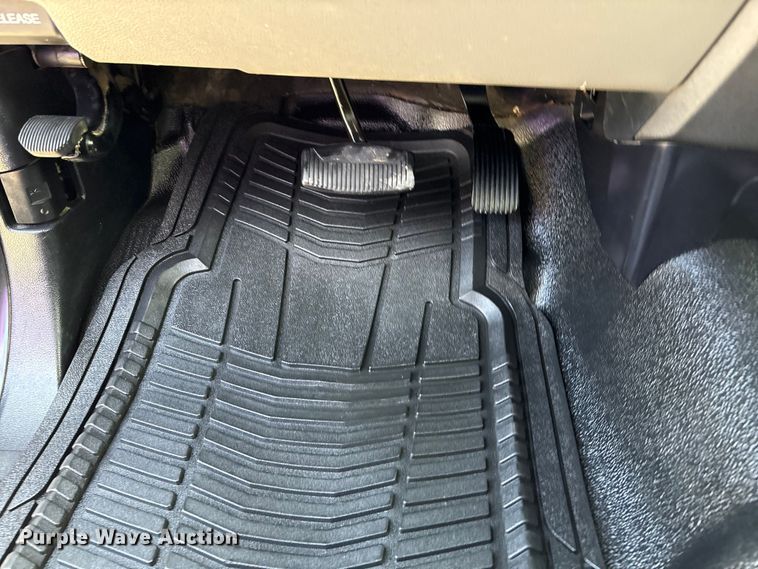image for item FI0231 2017 Ford F250 Super Duty Ext. Cab pickup truck