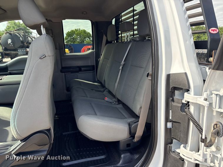 image for item FI0231 2017 Ford F250 Super Duty Ext. Cab pickup truck