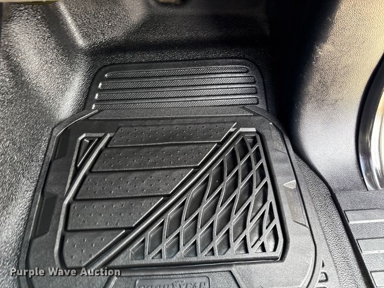 image for item FI0231 2017 Ford F250 Super Duty Ext. Cab pickup truck