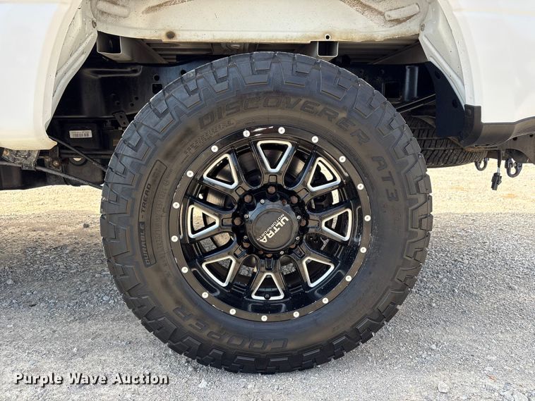 image for item FI0231 2017 Ford F250 Super Duty Ext. Cab pickup truck