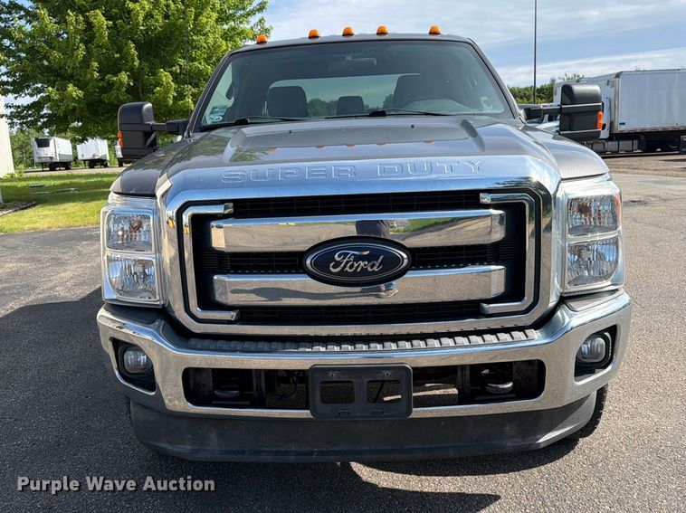 image for item FK0212 2012 Ford F350 Super Duty Crew Cab pickup truck