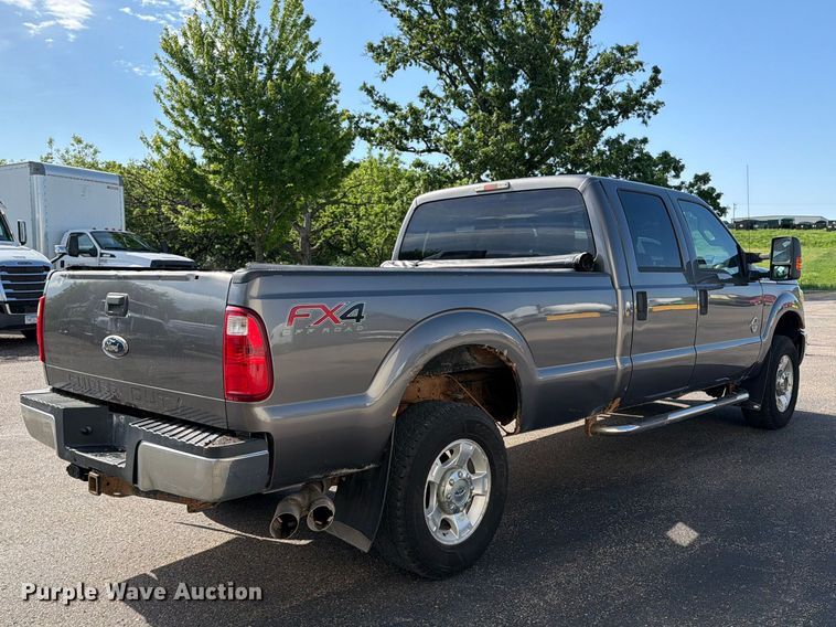 image for item FK0212 2012 Ford F350 Super Duty Crew Cab pickup truck