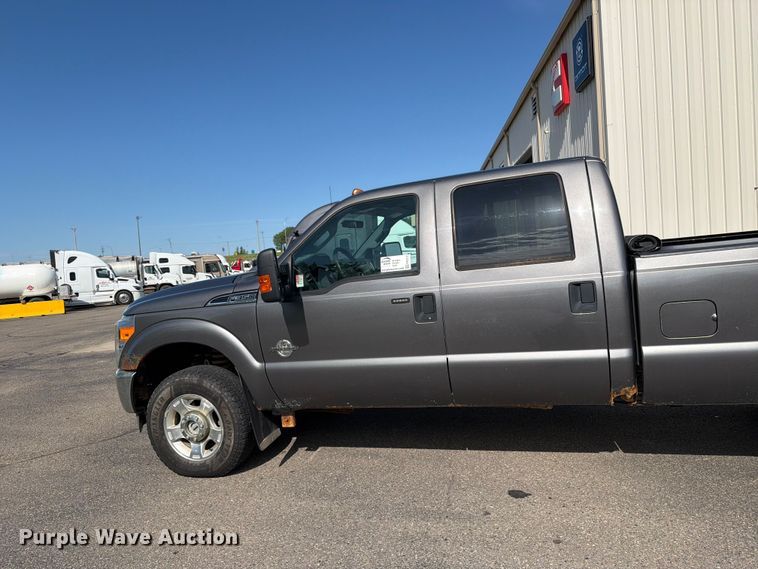 image for item FK0212 2012 Ford F350 Super Duty Crew Cab pickup truck