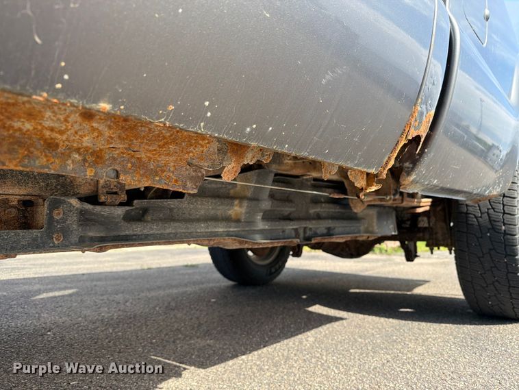 image for item FK0212 2012 Ford F350 Super Duty Crew Cab pickup truck