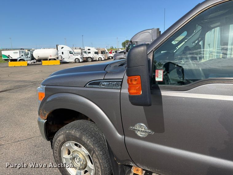 image for item FK0212 2012 Ford F350 Super Duty Crew Cab pickup truck
