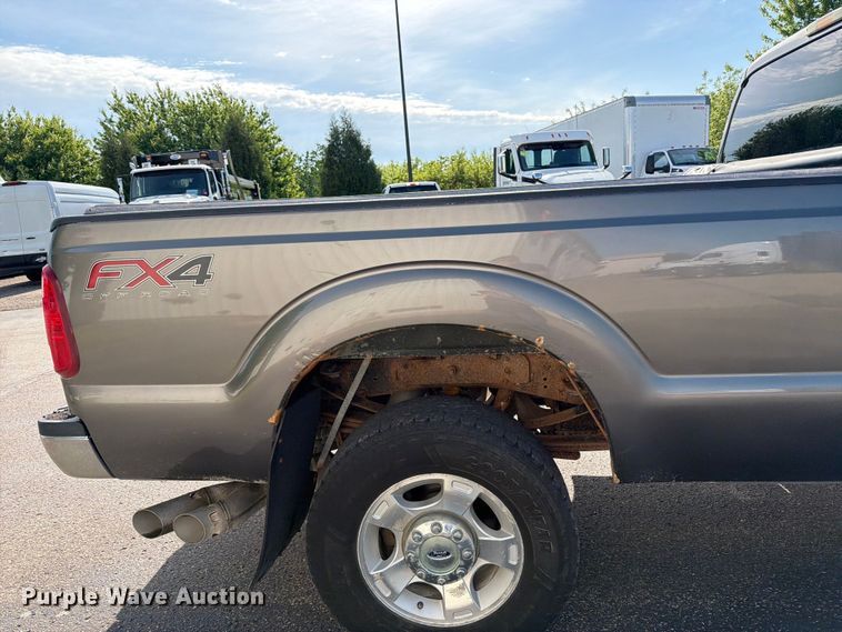 image for item FK0212 2012 Ford F350 Super Duty Crew Cab pickup truck