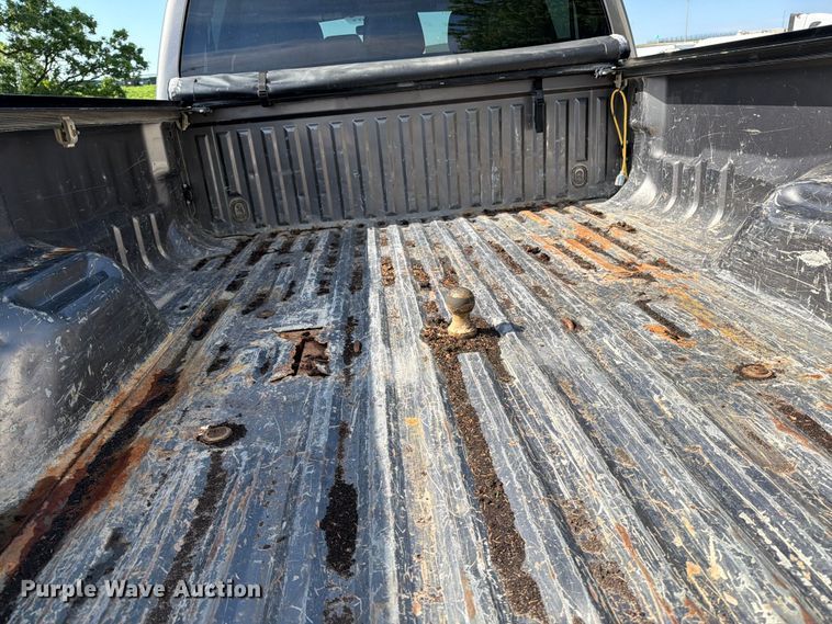 image for item FK0212 2012 Ford F350 Super Duty Crew Cab pickup truck