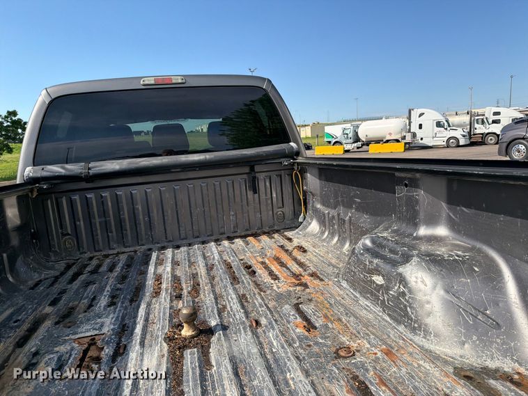 image for item FK0212 2012 Ford F350 Super Duty Crew Cab pickup truck