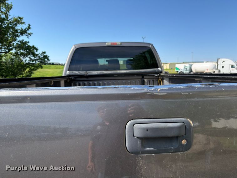 image for item FK0212 2012 Ford F350 Super Duty Crew Cab pickup truck