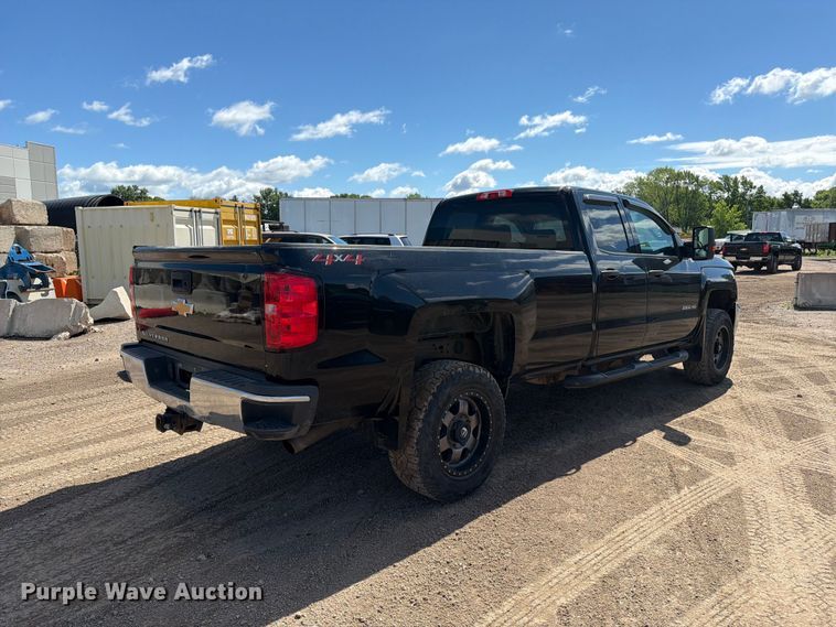image for item FK0293 2019 Chevrolet Silverado 2500HD Ext. Cab pickup truck