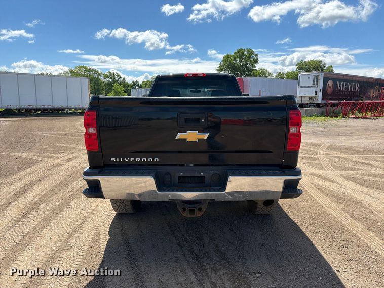 image for item FK0293 2019 Chevrolet Silverado 2500HD Ext. Cab pickup truck