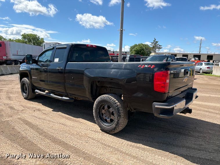 image for item FK0293 2019 Chevrolet Silverado 2500HD Ext. Cab pickup truck