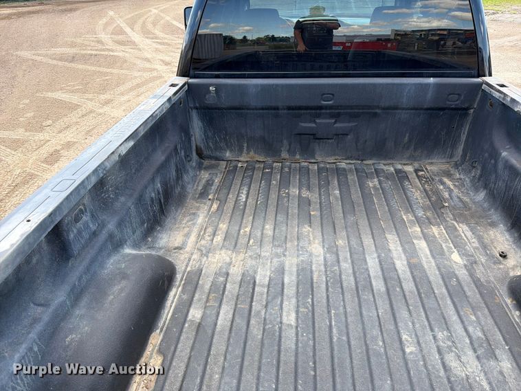 image for item FK0293 2019 Chevrolet Silverado 2500HD Ext. Cab pickup truck