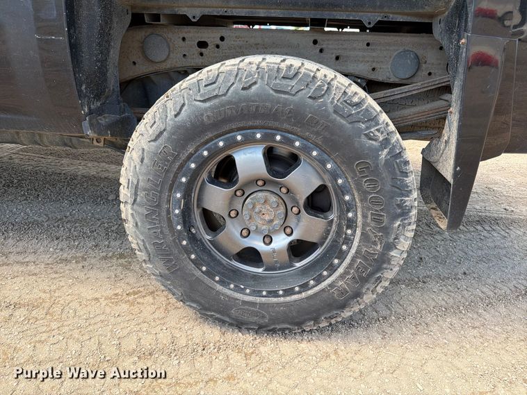 image for item FK0293 2019 Chevrolet Silverado 2500HD Ext. Cab pickup truck
