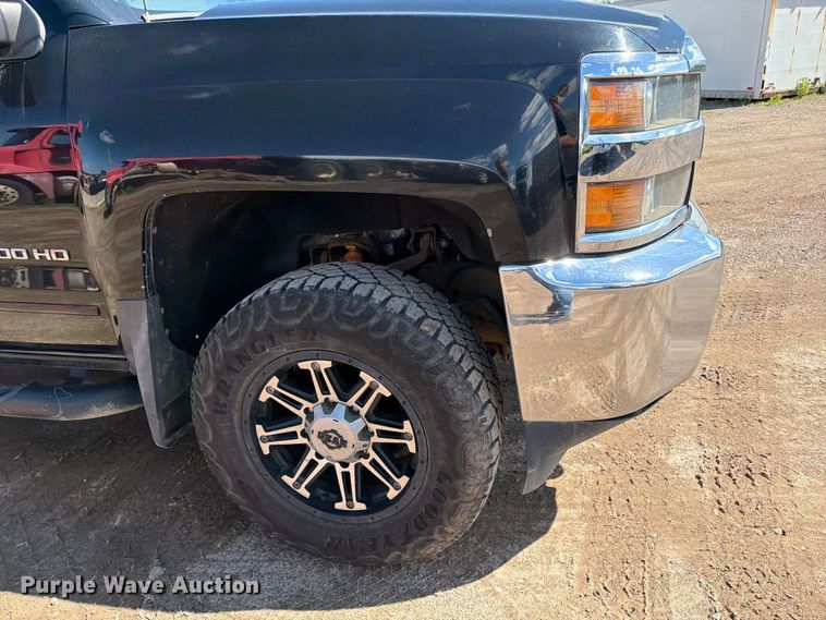 image for item FK0294 2017 Chevrolet Silverado 2500HD Ext. Cab pickup truck