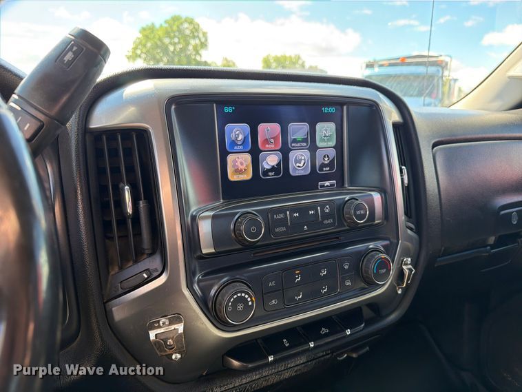 image for item FK0294 2017 Chevrolet Silverado 2500HD Ext. Cab pickup truck