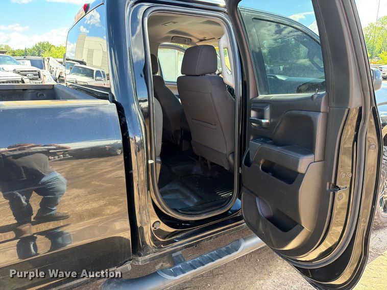 image for item FK0294 2017 Chevrolet Silverado 2500HD Ext. Cab pickup truck