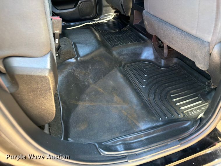 image for item FK0294 2017 Chevrolet Silverado 2500HD Ext. Cab pickup truck