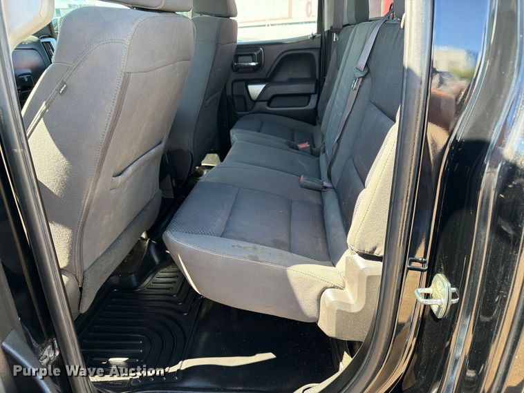 image for item FK0294 2017 Chevrolet Silverado 2500HD Ext. Cab pickup truck