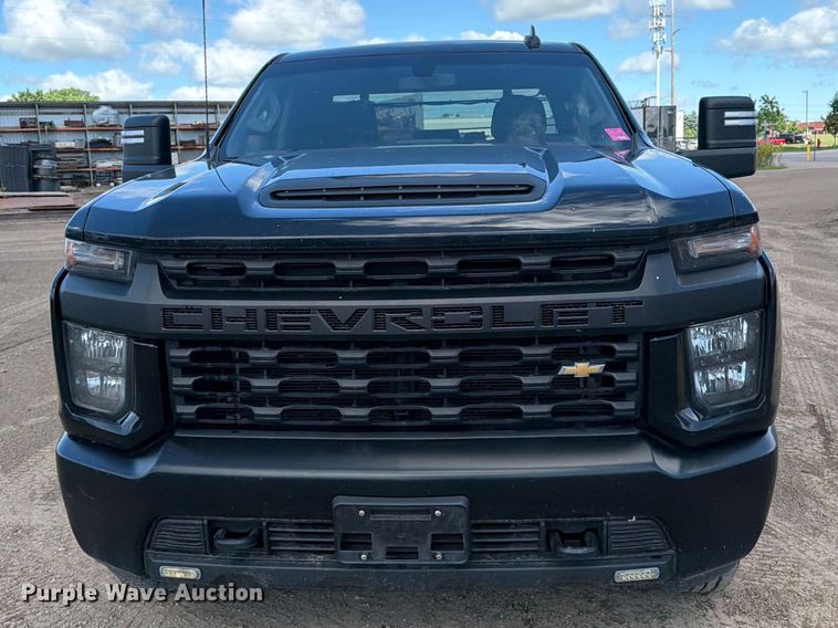 image for item FK0295 2021 Chevrolet Silverado 2500HD Ext. Cab pickup truck