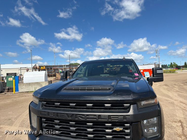 image for item FK0295 2021 Chevrolet Silverado 2500HD Ext. Cab pickup truck