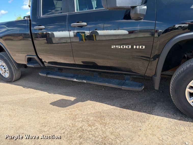 image for item FK0295 2021 Chevrolet Silverado 2500HD Ext. Cab pickup truck