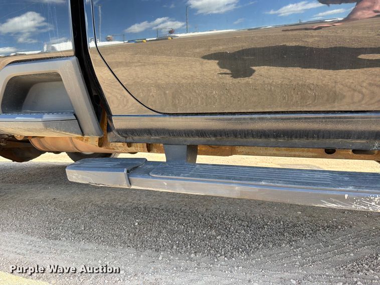 image for item FK0295 2021 Chevrolet Silverado 2500HD Ext. Cab pickup truck