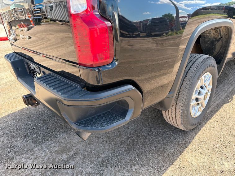 image for item FK0295 2021 Chevrolet Silverado 2500HD Ext. Cab pickup truck