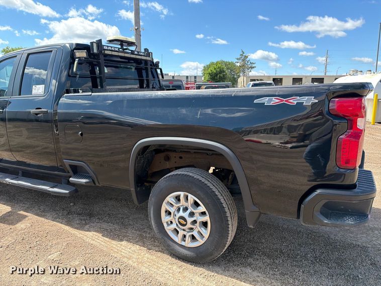 image for item FK0295 2021 Chevrolet Silverado 2500HD Ext. Cab pickup truck