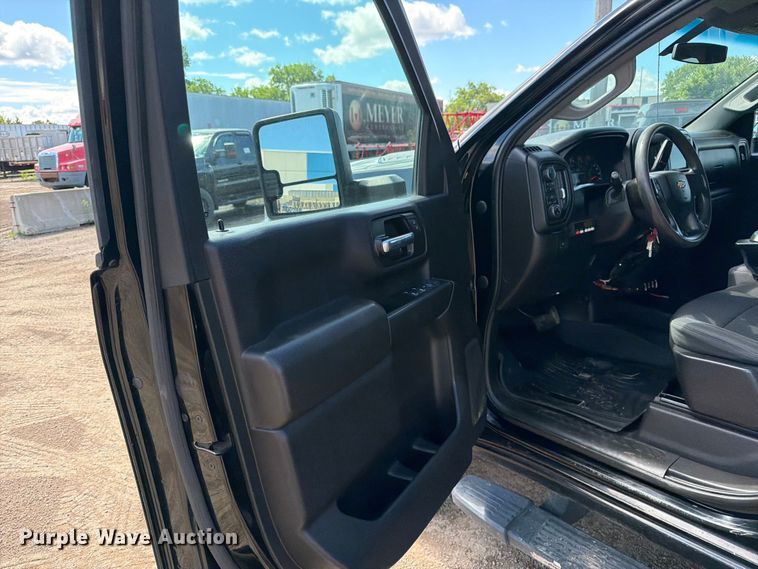 image for item FK0295 2021 Chevrolet Silverado 2500HD Ext. Cab pickup truck