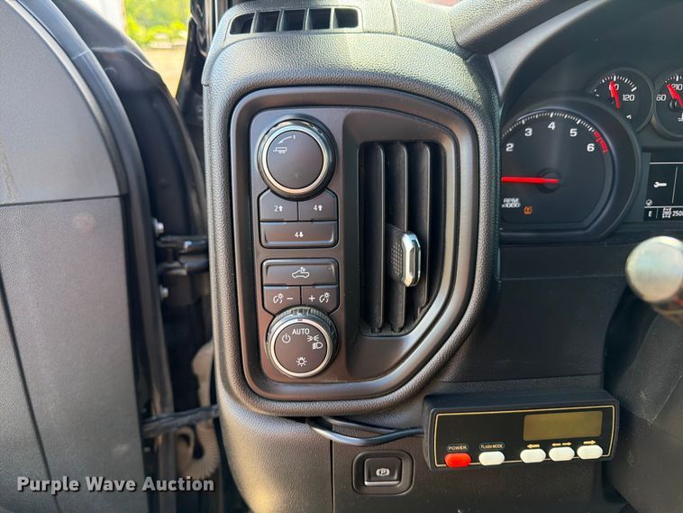 image for item FK0295 2021 Chevrolet Silverado 2500HD Ext. Cab pickup truck