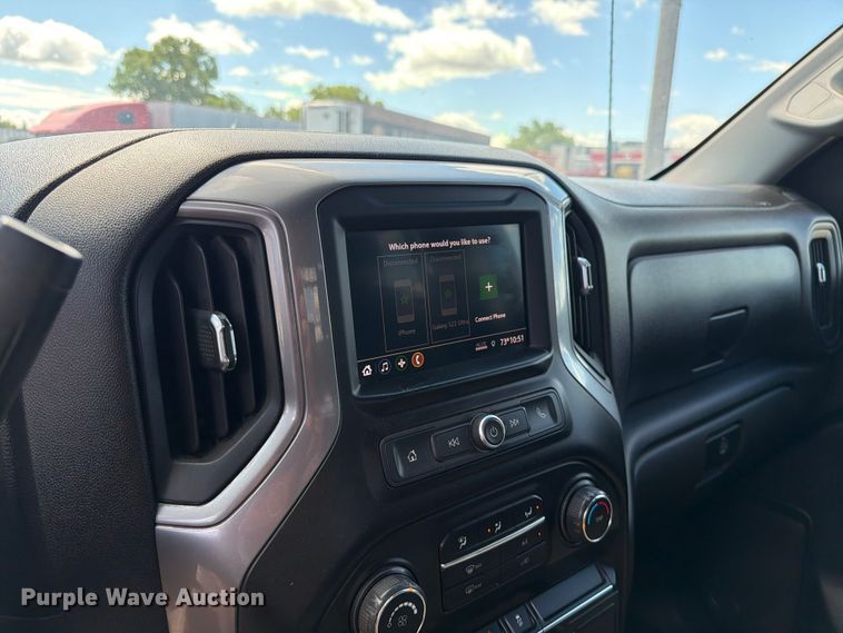 image for item FK0295 2021 Chevrolet Silverado 2500HD Ext. Cab pickup truck