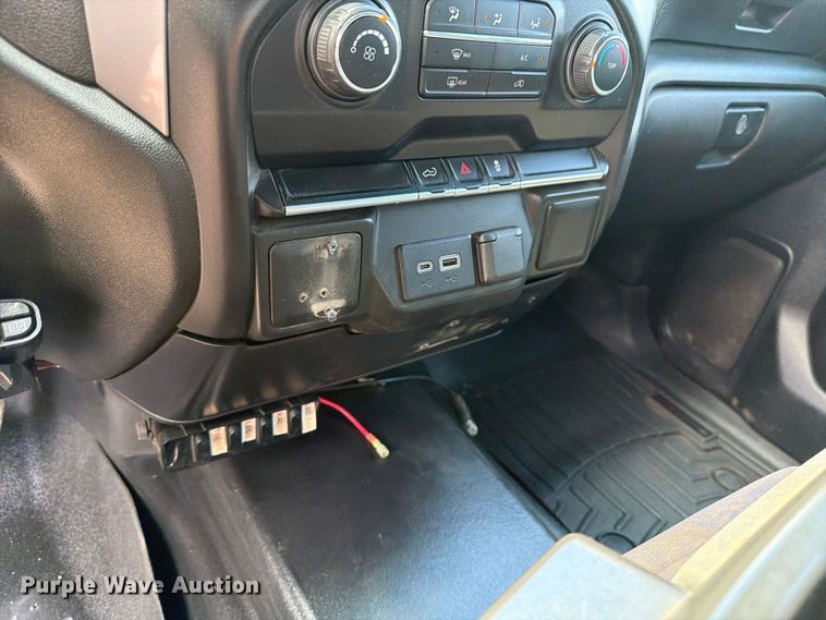 image for item FK0295 2021 Chevrolet Silverado 2500HD Ext. Cab pickup truck