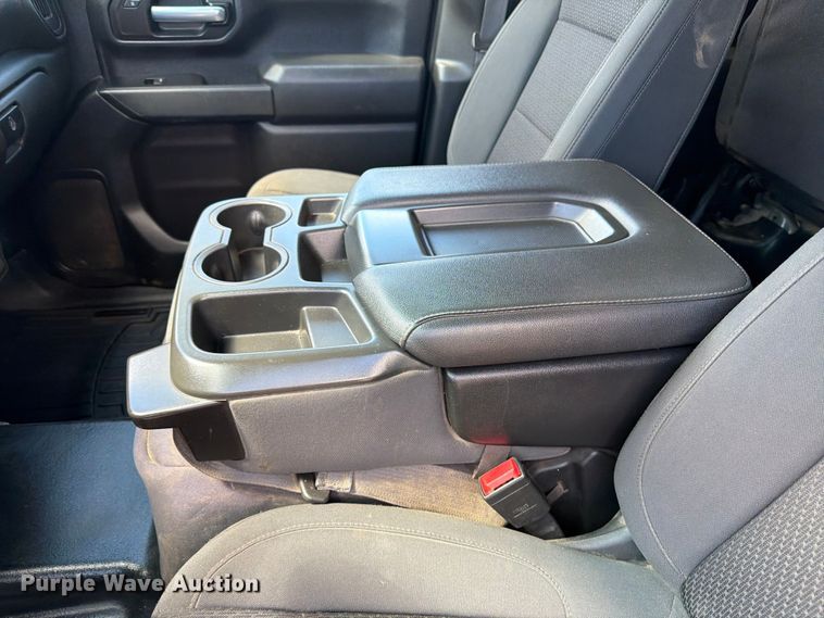 image for item FK0295 2021 Chevrolet Silverado 2500HD Ext. Cab pickup truck