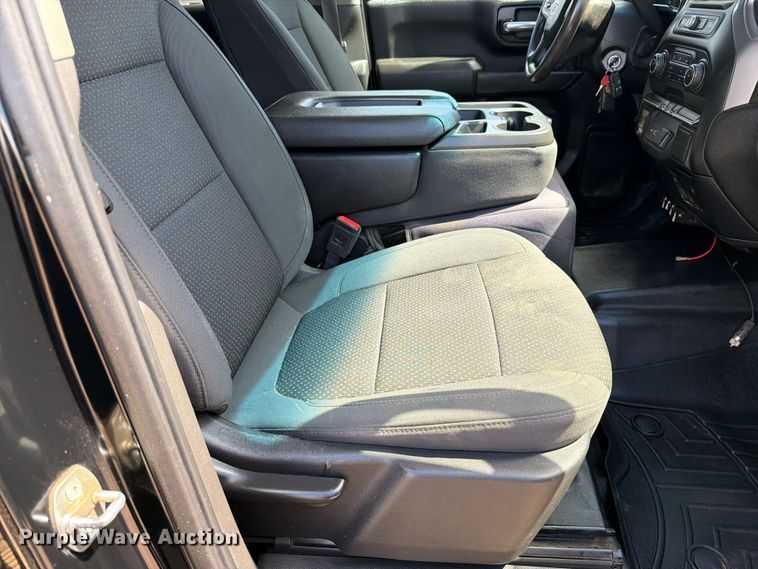 image for item FK0295 2021 Chevrolet Silverado 2500HD Ext. Cab pickup truck