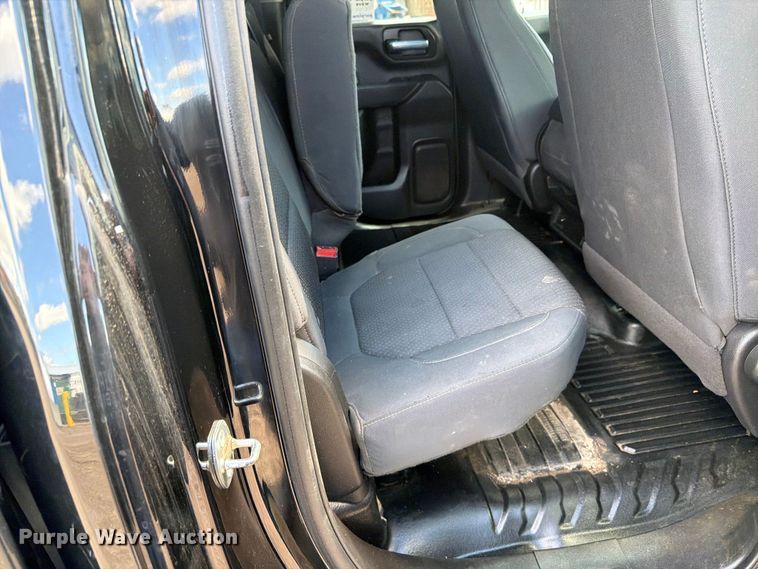 image for item FK0295 2021 Chevrolet Silverado 2500HD Ext. Cab pickup truck