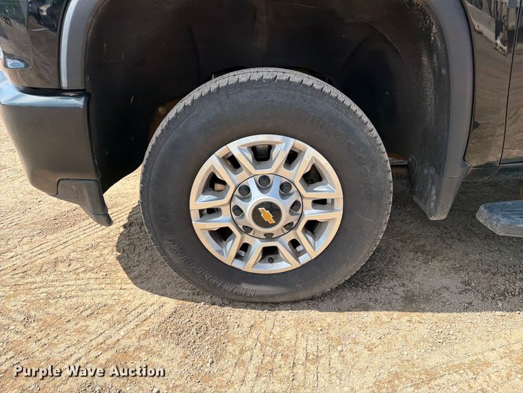 image for item FK0295 2021 Chevrolet Silverado 2500HD Ext. Cab pickup truck