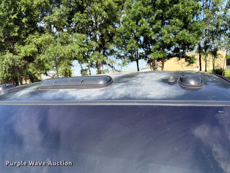 image for item FK3002 2001 Chevrolet Silverado 2500HD Ext. Cab pickup truck