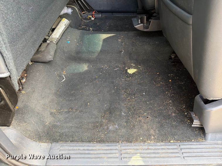 image for item FK3002 2001 Chevrolet Silverado 2500HD Ext. Cab pickup truck