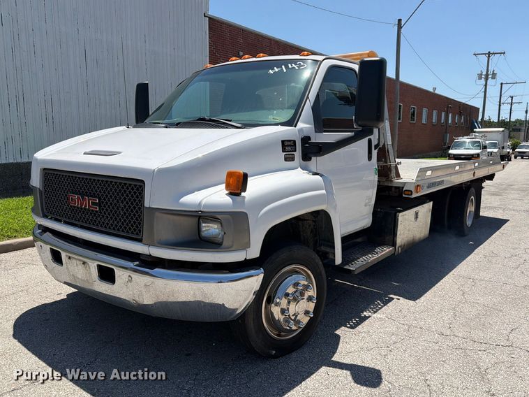 image for item FK3014 2007 GMC C5500 rollback truck