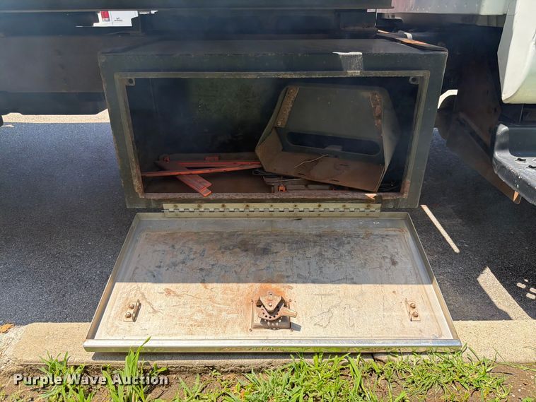 image for item FK3014 2007 GMC C5500 rollback truck