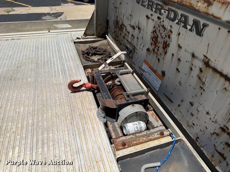 image for item FK3014 2007 GMC C5500 rollback truck