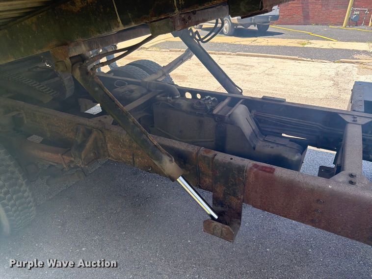 image for item FK3014 2007 GMC C5500 rollback truck