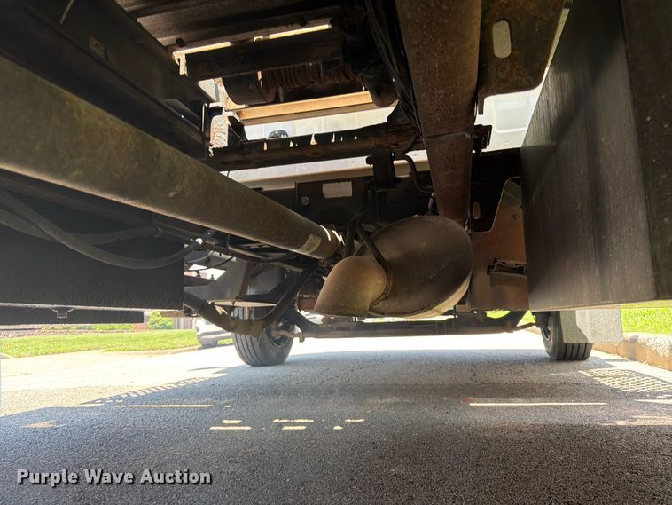 image for item FK3014 2007 GMC C5500 rollback truck