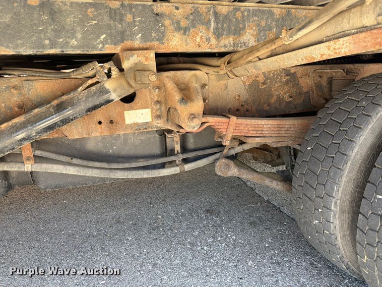 image for item FK3014 2007 GMC C5500 rollback truck