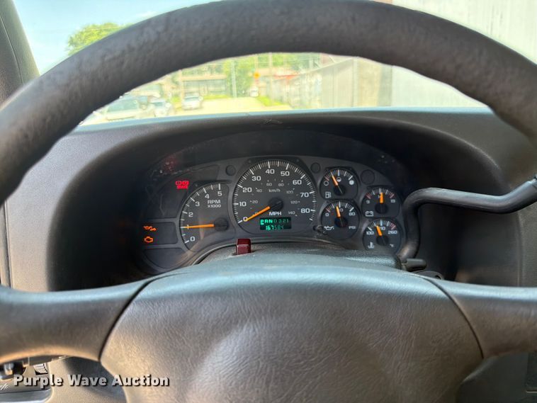 image for item FK3014 2007 GMC C5500 rollback truck