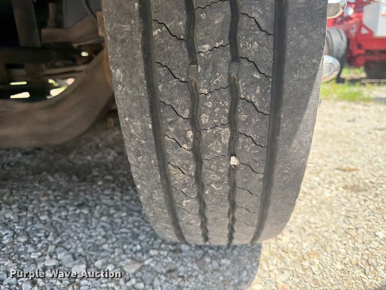image for item FK3014 2007 GMC C5500 rollback truck